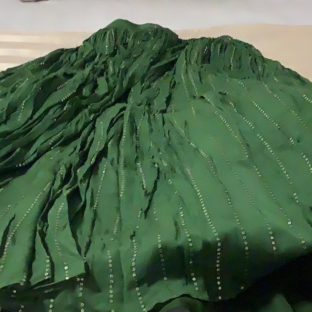 Green Embellished Indian Crop Top with Sheer Dupatta/indian Pakistani lengha fr - Picture 8 of 15